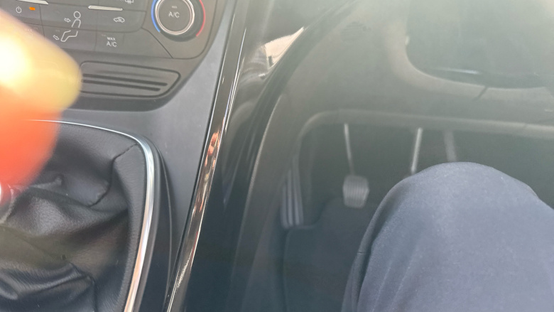 Ford Kuga 2.0 TDCi Titanium 5dr 2WD Diesel Estate